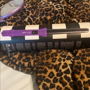 Brand new purple wand